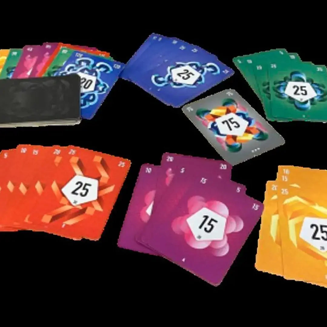 SCORE 5 · vista 2 · Play! Board Game Store