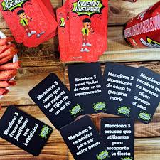 DICIENDO HUEVADAS · vista 2 · Play! Board Game Store