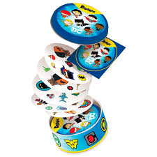 DOBBLE DC UNIVERSE · vista 2 · Play! Board Game Store