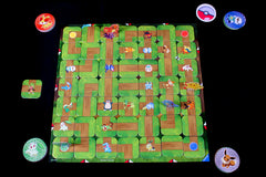 LABYRINTH POKEMON · vista 2 · Play! Board Game Store